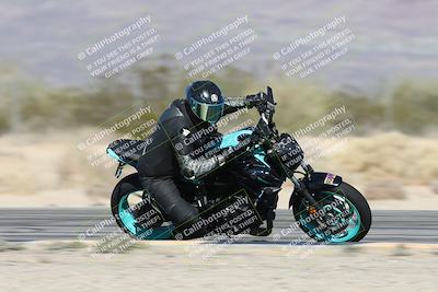 media/Dec-01-2025-Moto Forza (Mon) [[2daa91e15f]]/2-Intermediate Group/Session 3 (Turn 7 Inside Pans)/